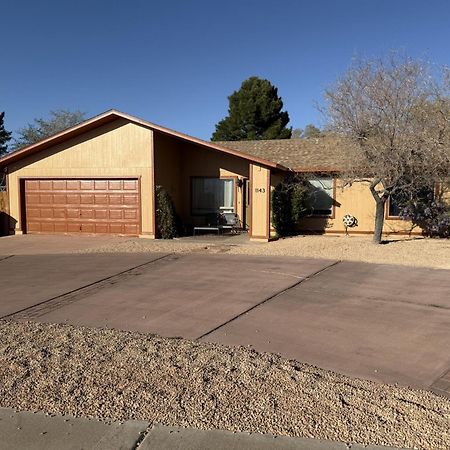 Newly Remodeled Family Friendly Home Page Exterior foto